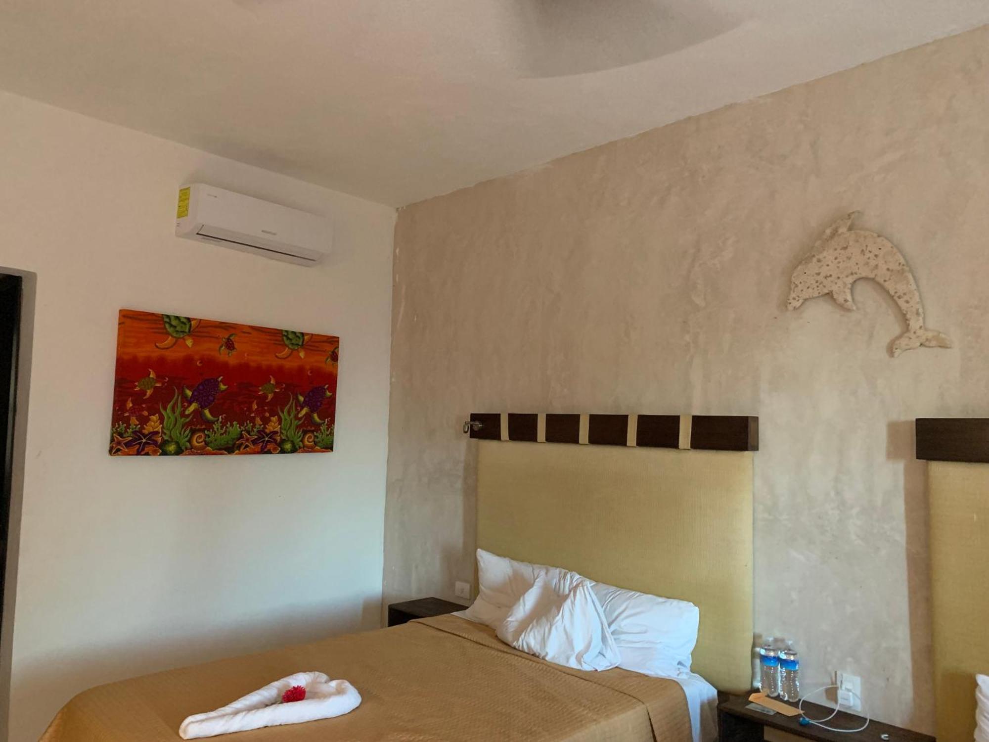 Casa Delfines Rio Lagartos Otel Dış mekan fotoğraf