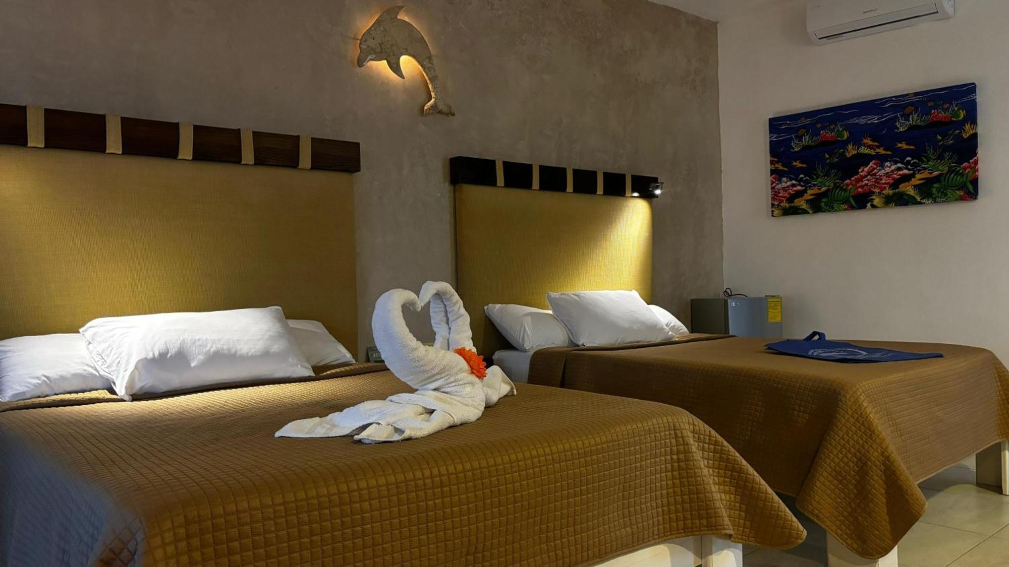 Casa Delfines Rio Lagartos Otel Dış mekan fotoğraf